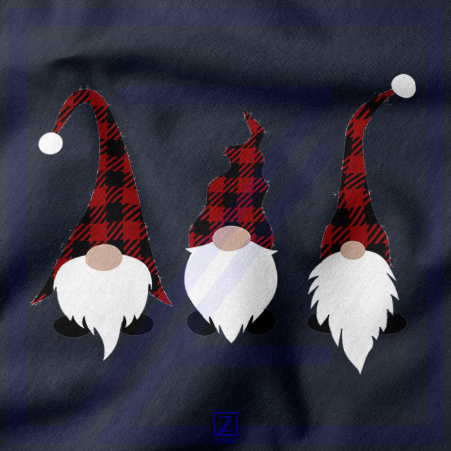 Christmas Gnome closeup Tshirt - Shakespeares Romeo