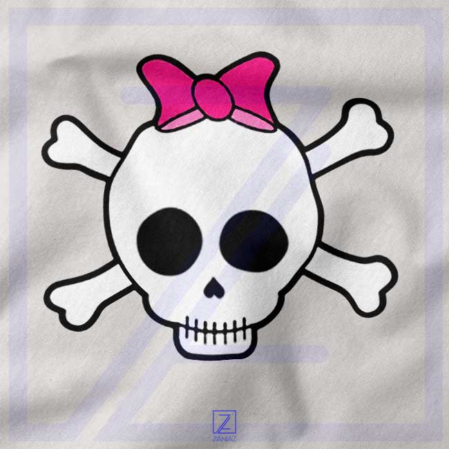 Skull Crossbones closeup Tshirt - Funny Halloween